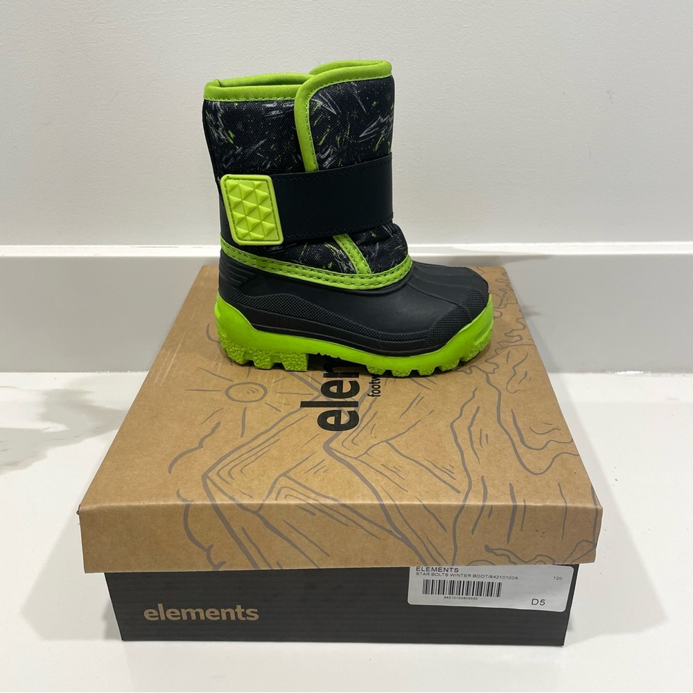 NEW Elements Star Bolts Waterproof Winter Boots (size 5)
